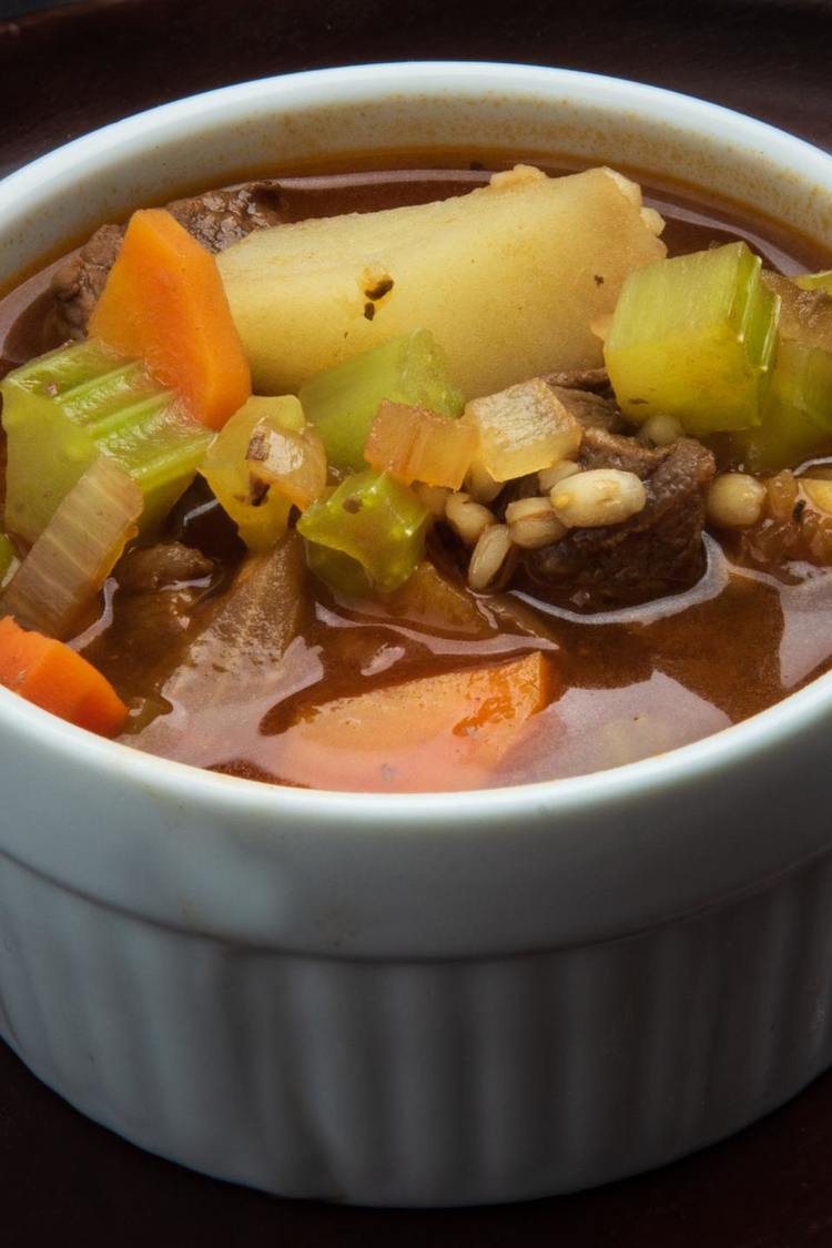 Soup Recipe – Beef Barley Soup – Oliver Soto